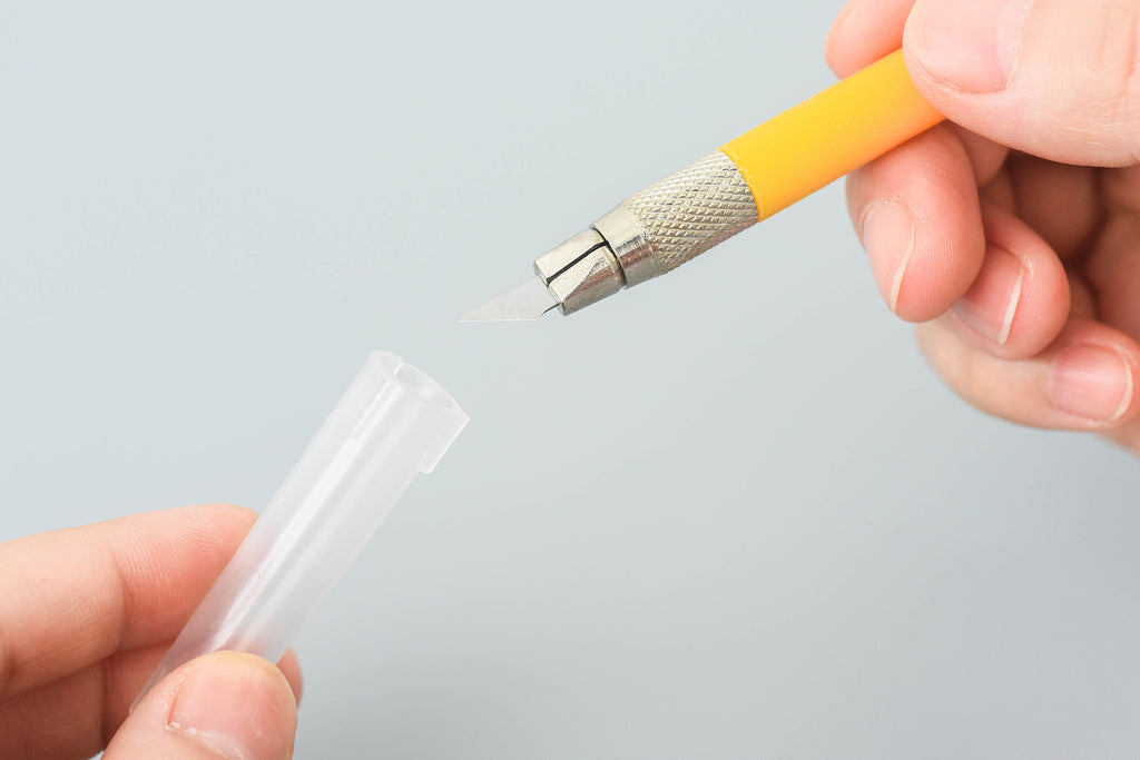 Craft Knife Precision Cutter with Spare Blades