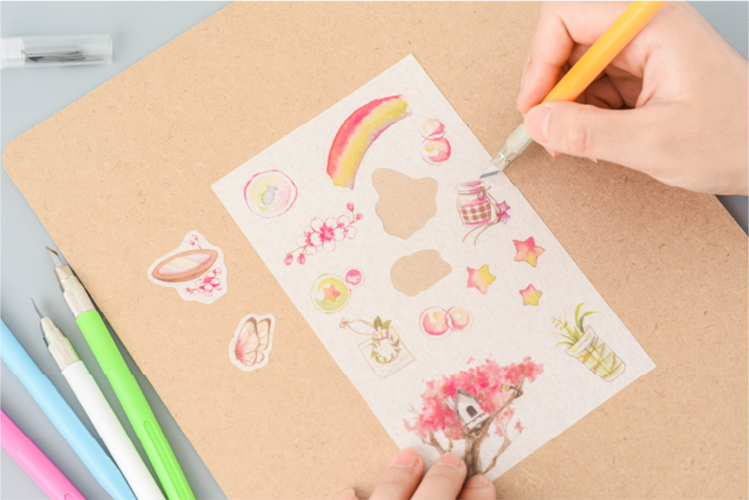 Craft Knife Precision Cutter with Spare Blades